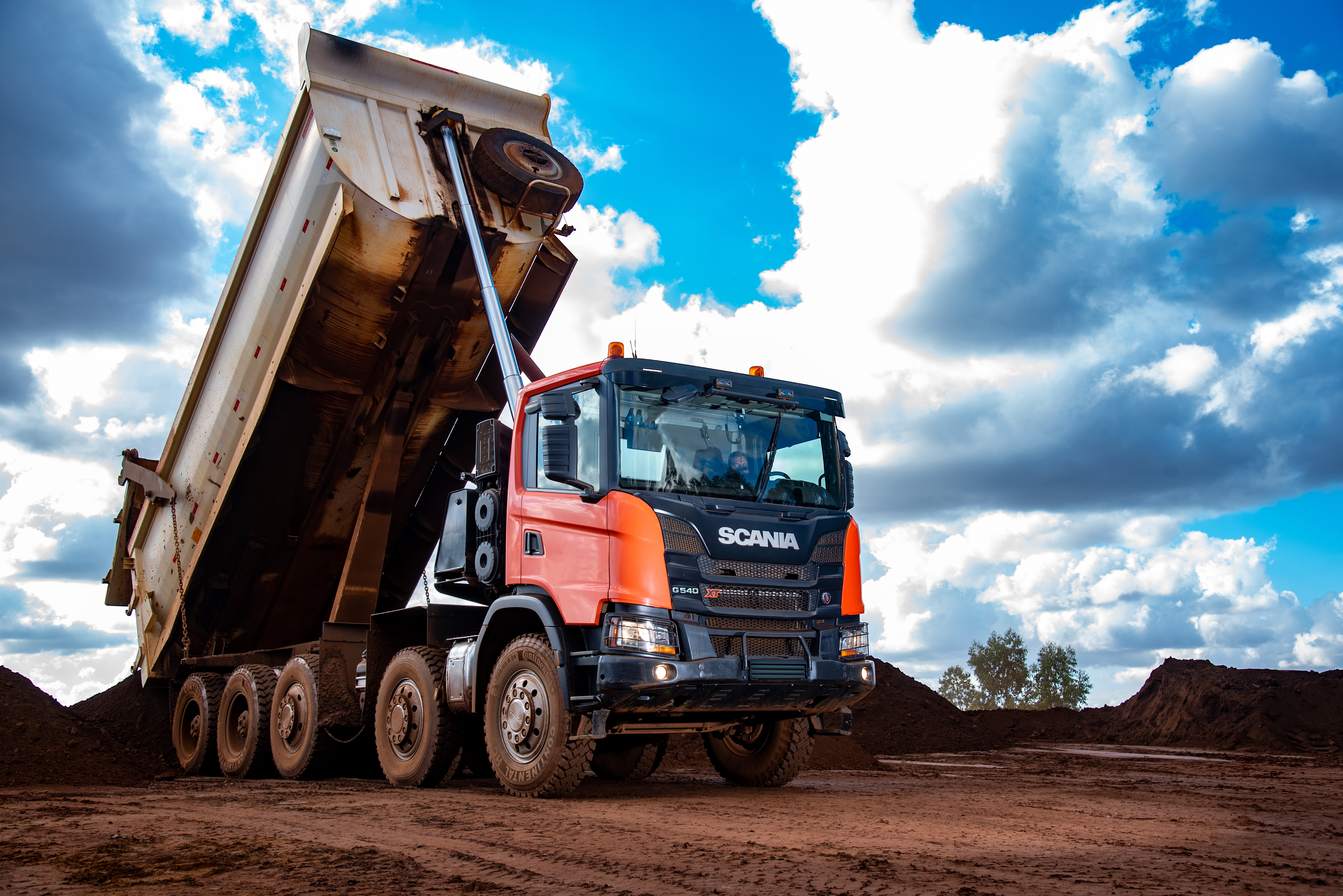 Scania lança caminhão vocacional 10x4 com a maior capacidade de