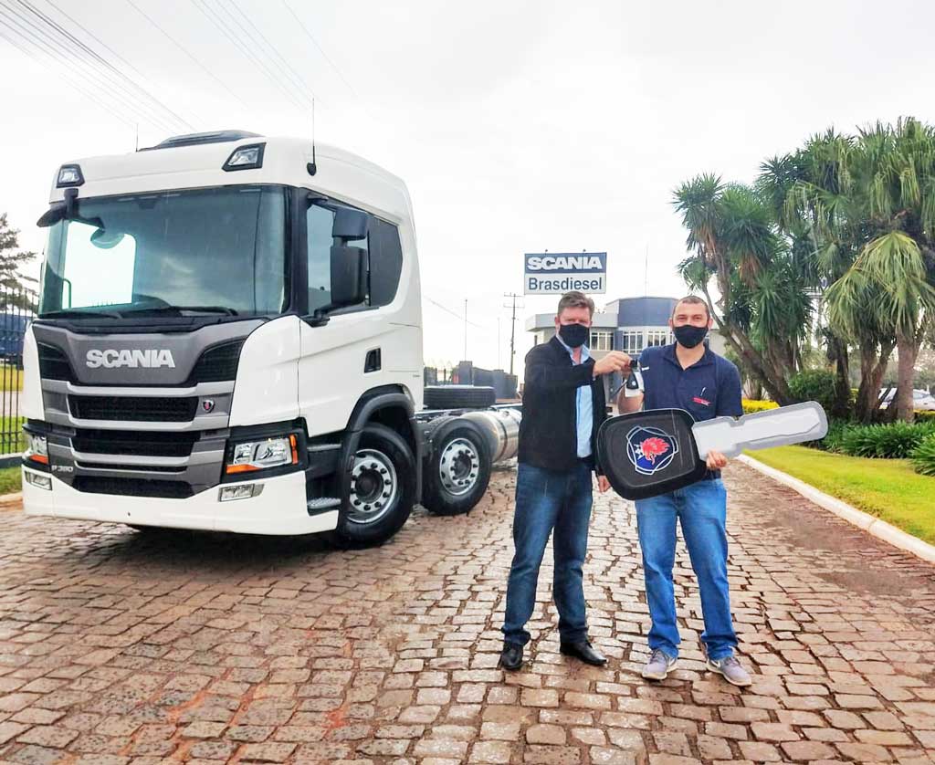 ENTREGA DE VEÍCULOS - EXTINGASES COMÉRCIO E TRANSPORTE DE GASES LTDA  